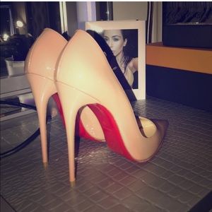 **SOLD**.        So Kate 120- Christian Louboutins